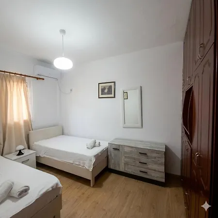 Apartment Sarsed Home, *