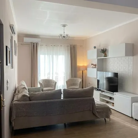 Sarsed Home, * Sarande