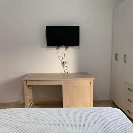 Sarsed Home, * Sarande