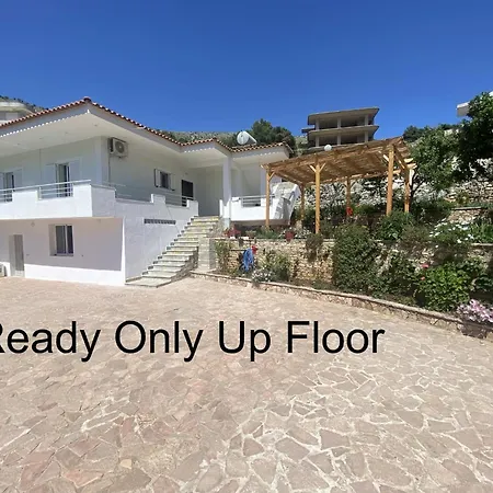 Sarsed Home, * Sarande