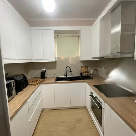 Sarsed Home, Saranda